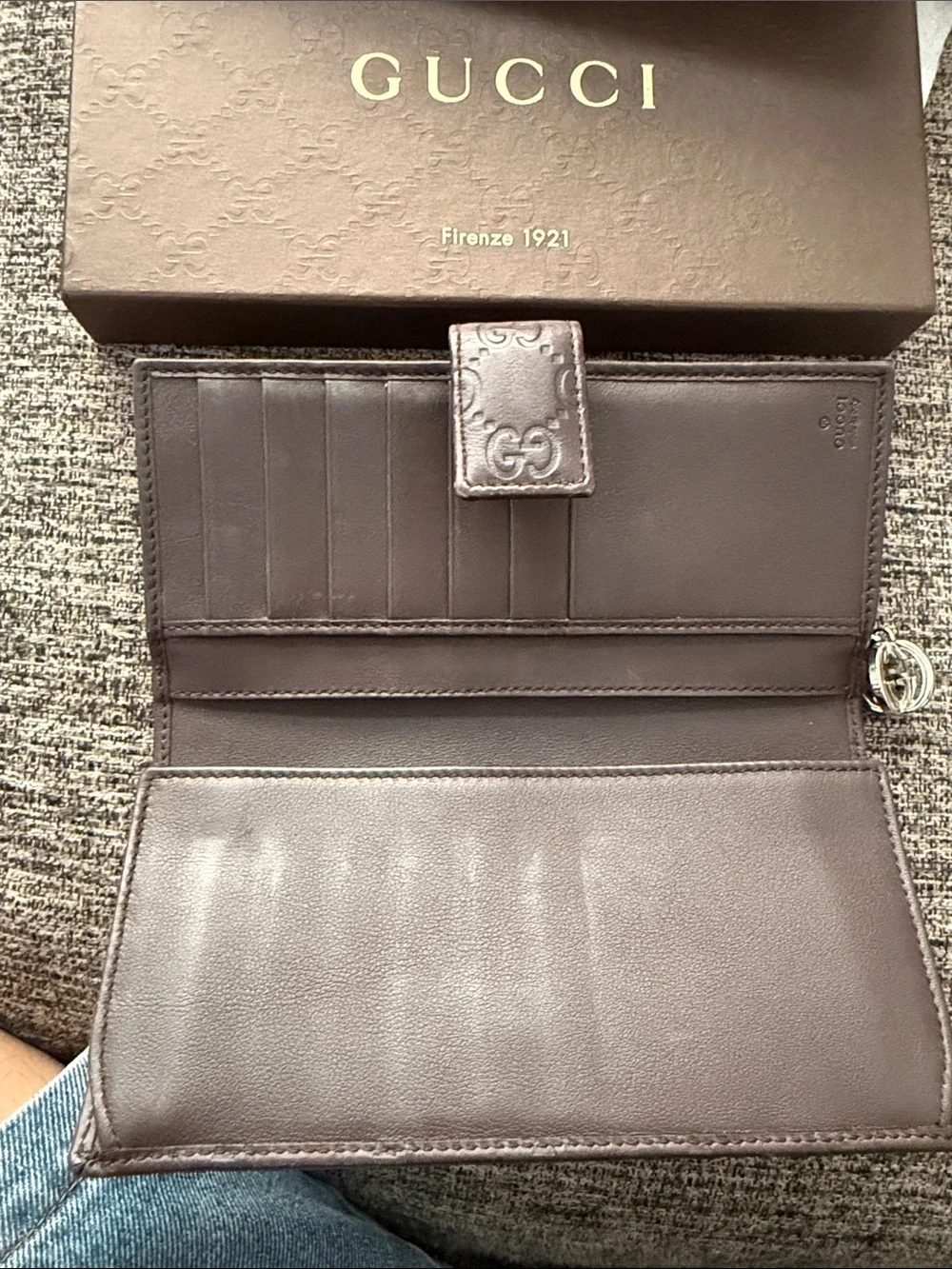 Gucci Embossed Interlocking G Long Wallet in Deep Brown - Picture 2 of 4